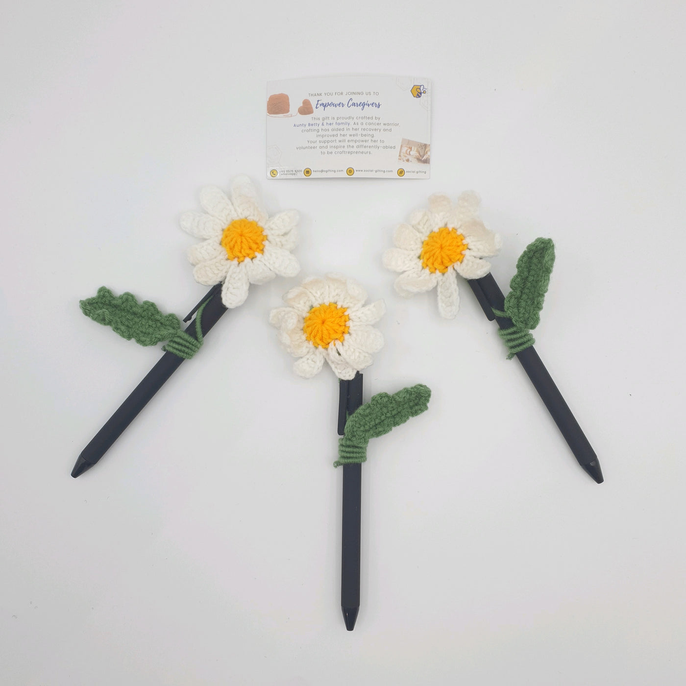 Crocheted Daisy with Pen