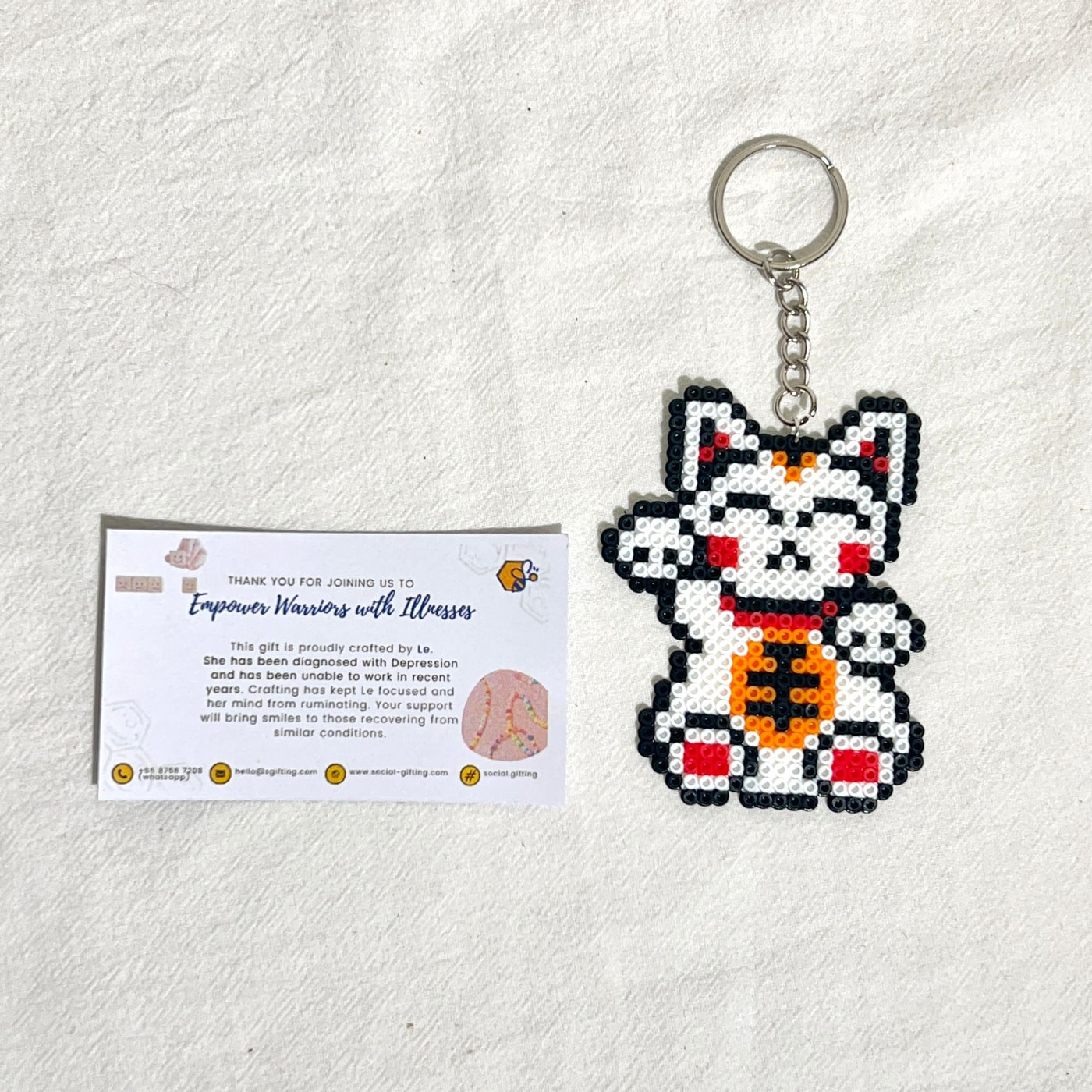 Mini Hama Beads Keychain: Fortune Cat