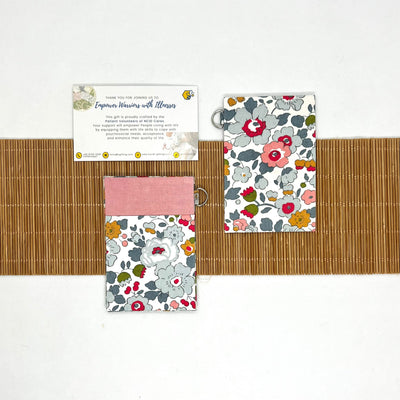 Patterned Card Holder with Ring