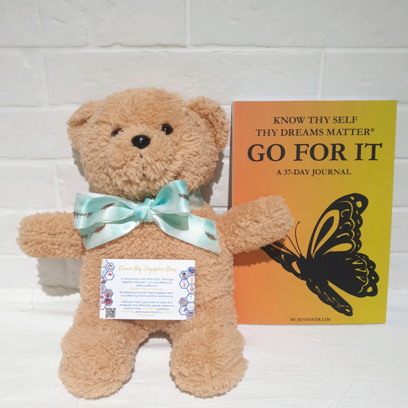 Singapore Dream Big Bear with "GO FOR IT" 37-day motivational journal
