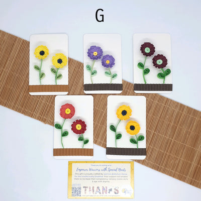 Thank you card with paper quilling